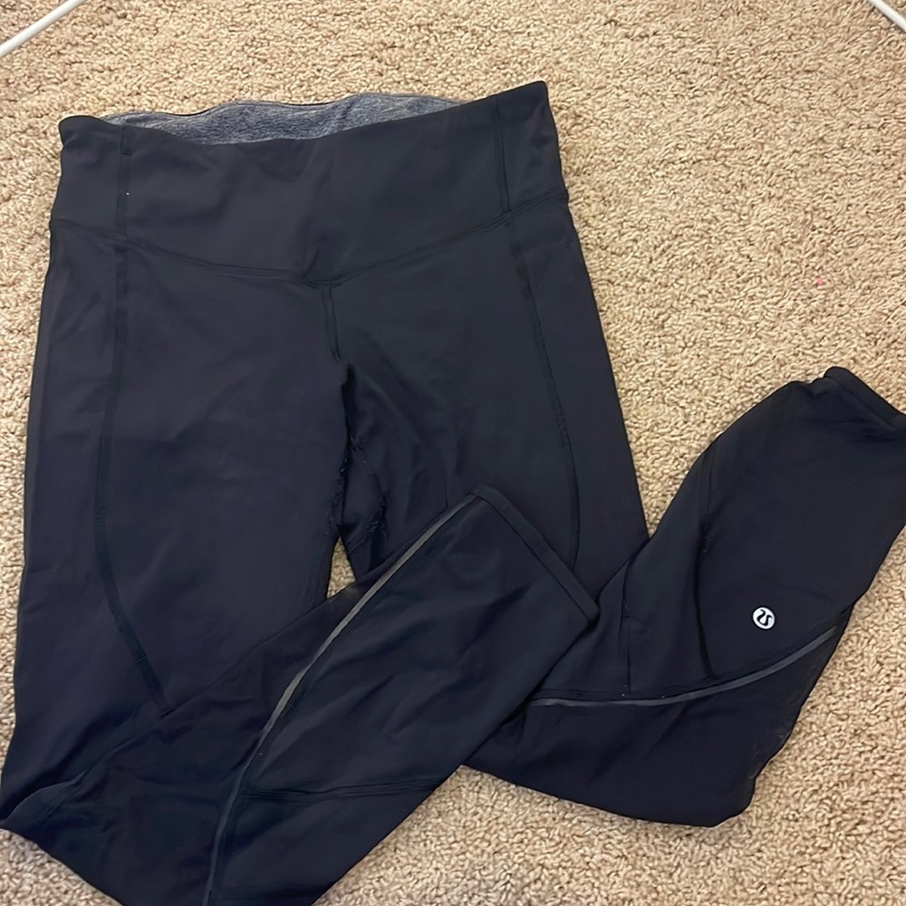 Lululemon mesh legging. Size 6.